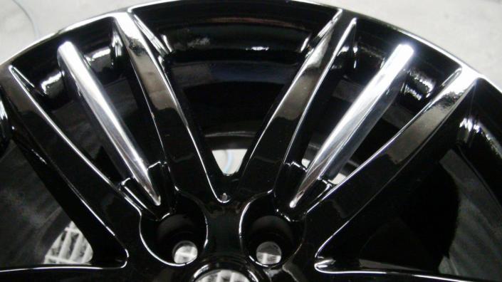 Jaguar Selina Alloy Wheel Refurbishment