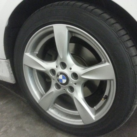 BMW Gloss Black Alloy Wheels Painting Nottingham Derby & Long Eaton