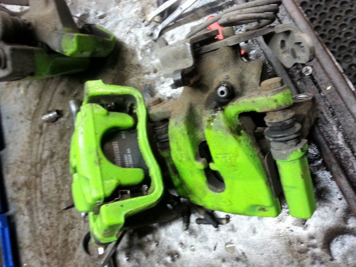 Focus RS Brake Caliper Painting Nottingham Derby and Long Eaton