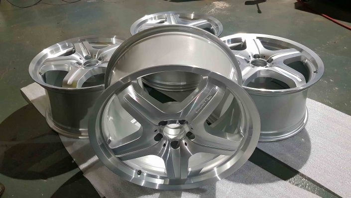 Mercedes ML diamond cut alloy wheel refurbishment Derby Nottingham