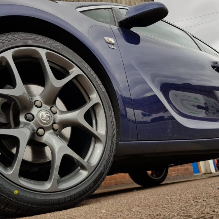 Vauxhall Astra VXR alloy wheel refurbishment, repair and paint in gunmetal grey