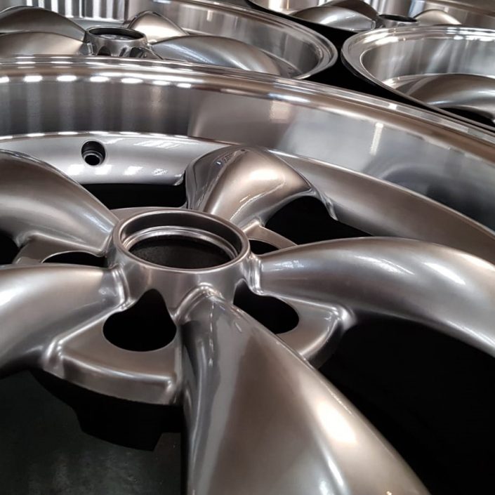 East Midlands best diamond cutting service for alloy wheels